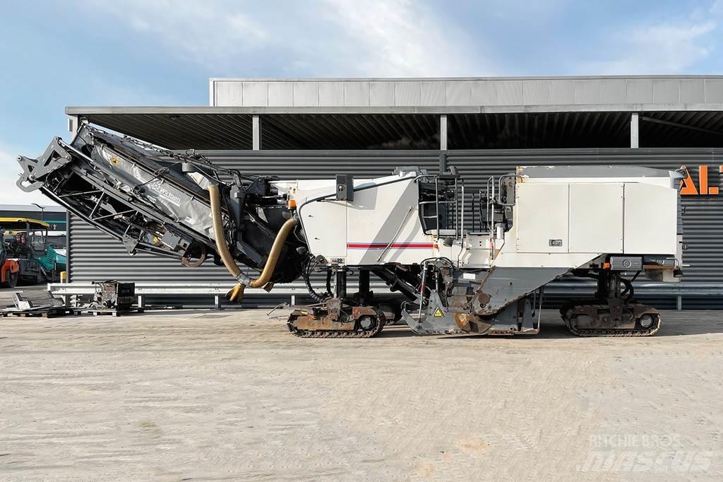 Wirtgen W 210 Freze za asfalt