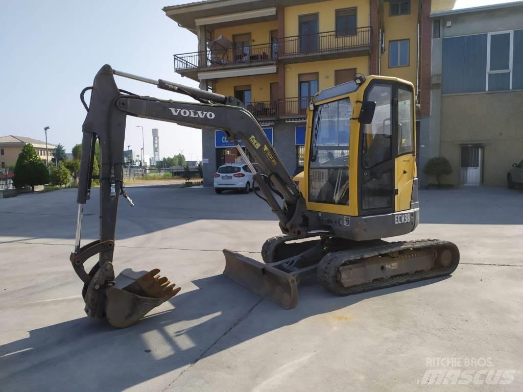 Volvo ECR 38 Mini bageri < 7t