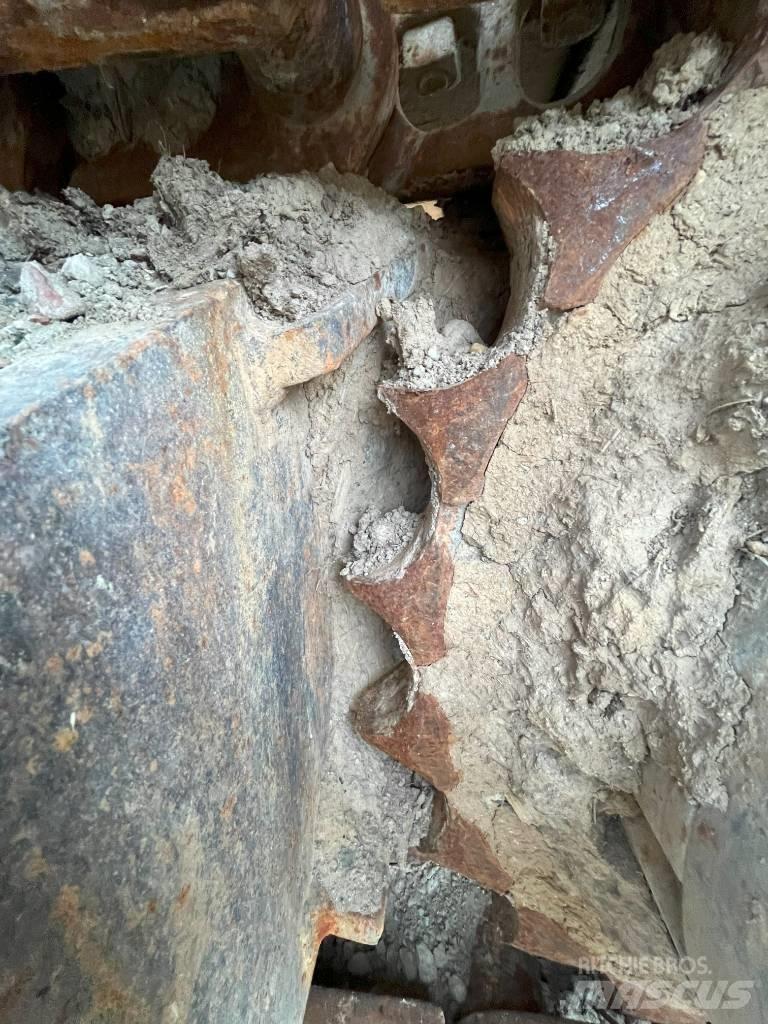 CAT 325 CL Bageri guseničari