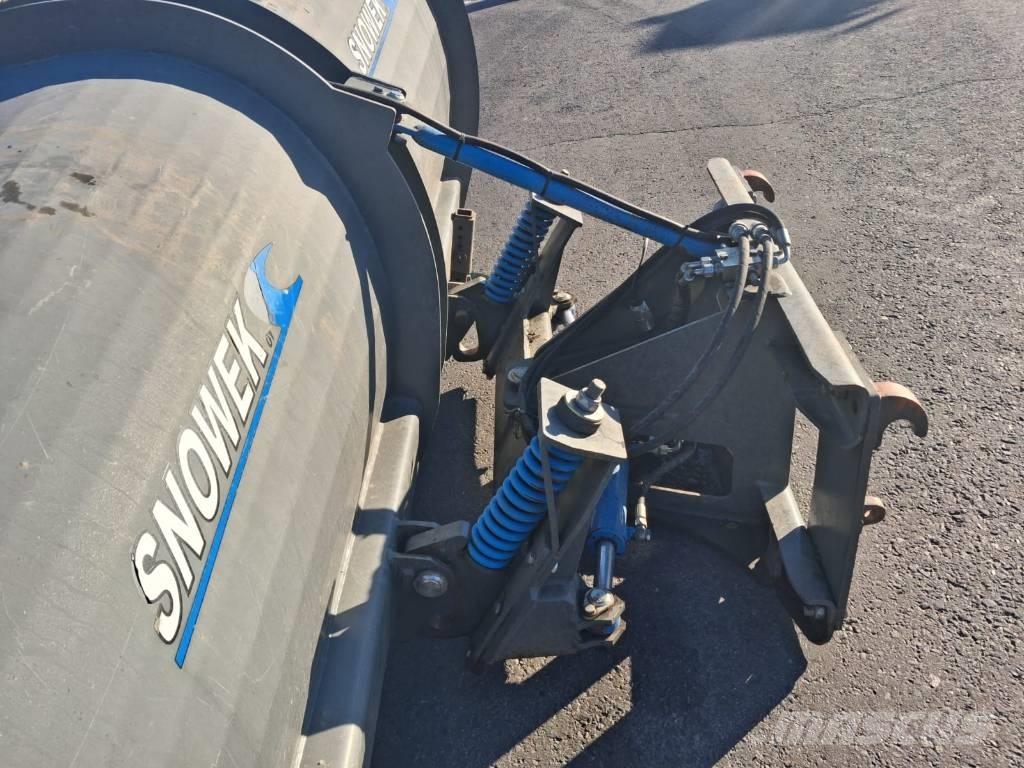 Snowek Alueaura 3200 Snežne daske i plugovi