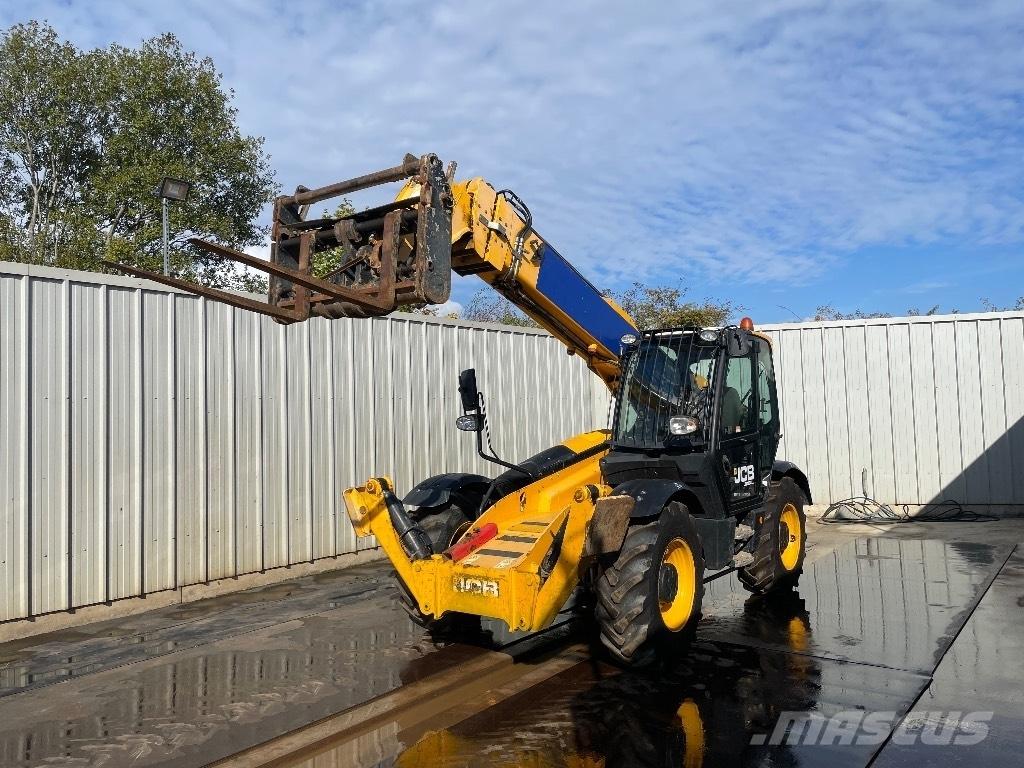 JCB 540-140 Hi Viz Teleskopski viljuškari