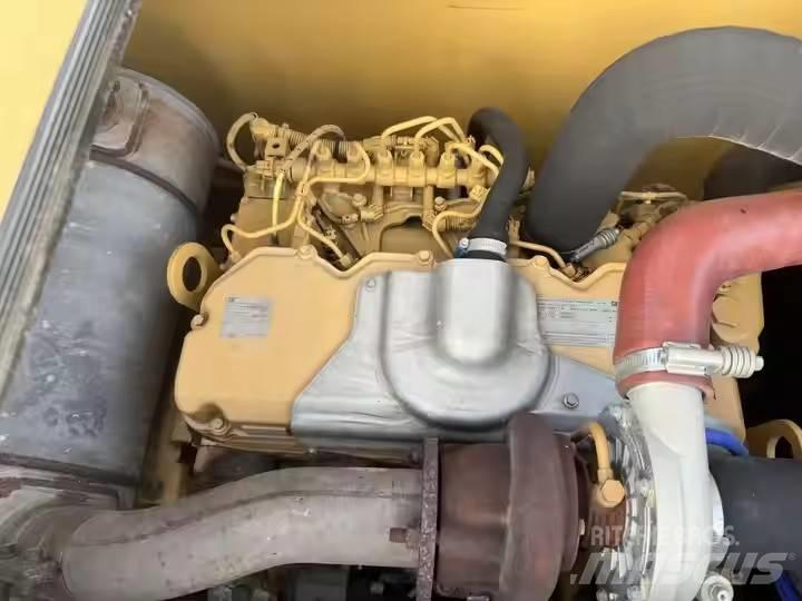 CAT CAT323GX Bageri guseničari