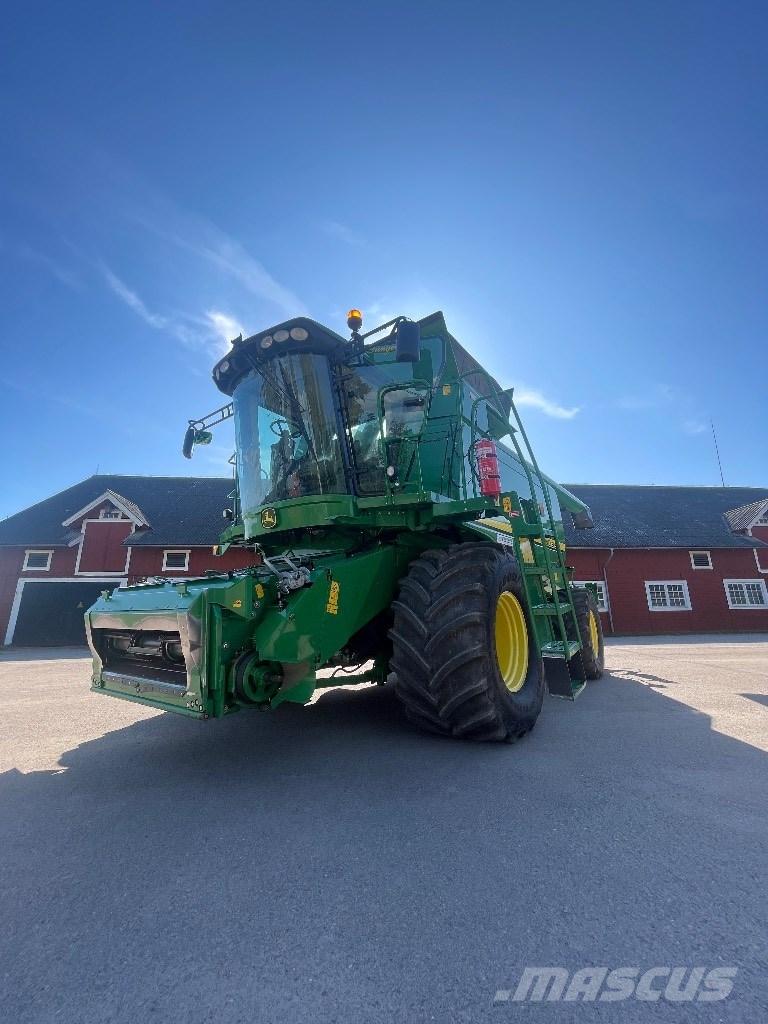 John Deere T670 Kombajni