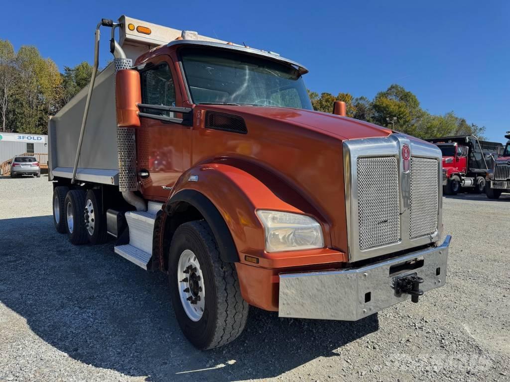 Kenworth T 880 Kiperi kamioni