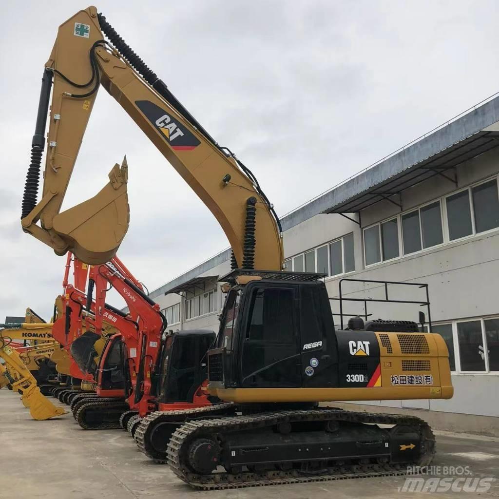 CAT 330D2L Bageri guseničari