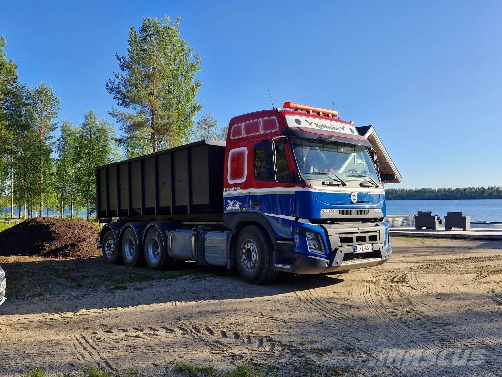 Volvo 500 FMX Rol kiper kamioni sa kukom za podizanje tereta