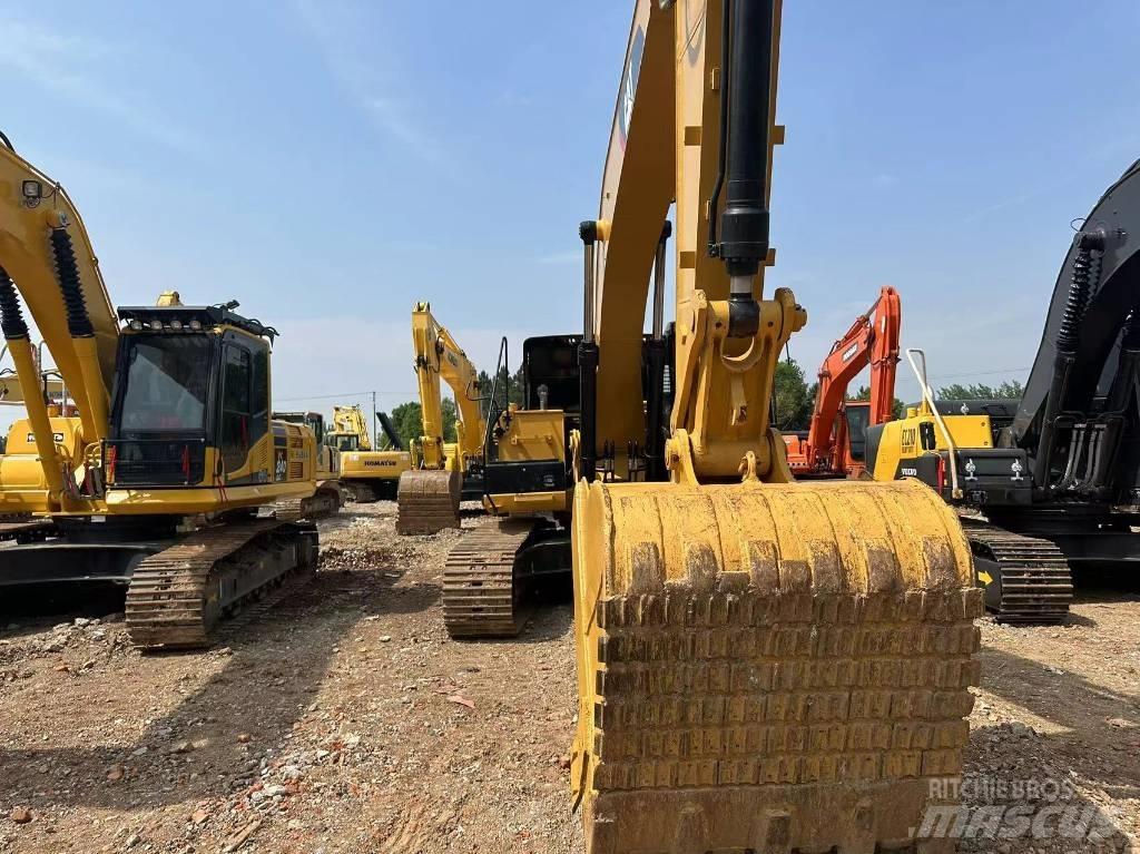 CAT 326D Bageri guseničari