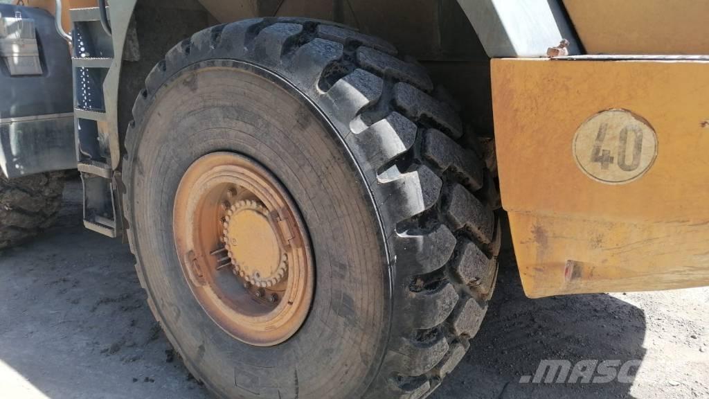 Liebherr L 564     2+2 Utovarivači na točkove