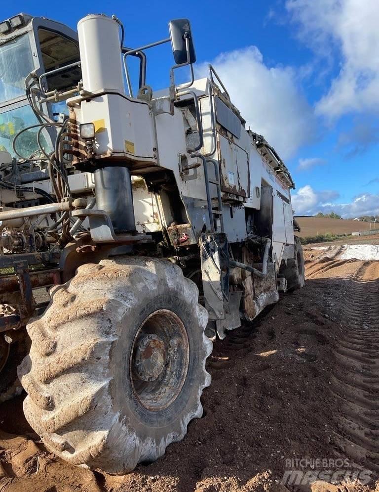 Wirtgen WR2500SK Mašine za reciklažu asfalta