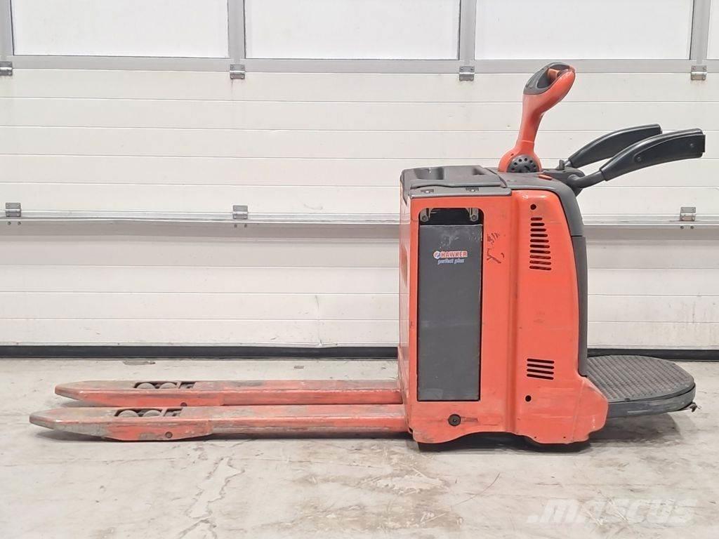 Linde T30 Nisko podizni električni viljuškar