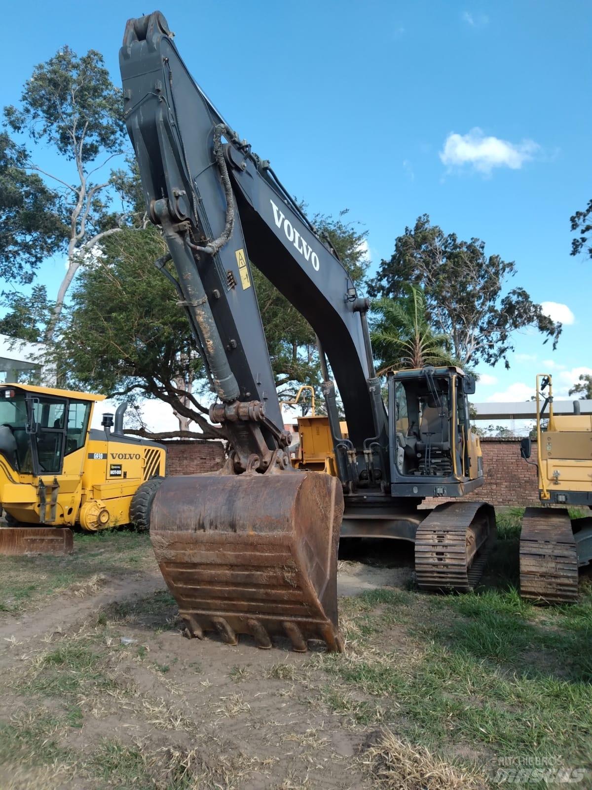 Volvo EC 250 D L Bageri guseničari
