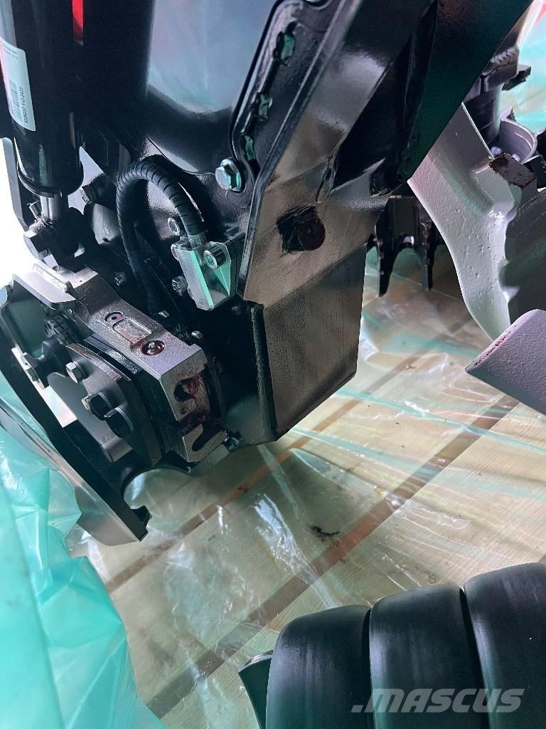 Komatsu C 144 Mašine za kleščenje grane stabla