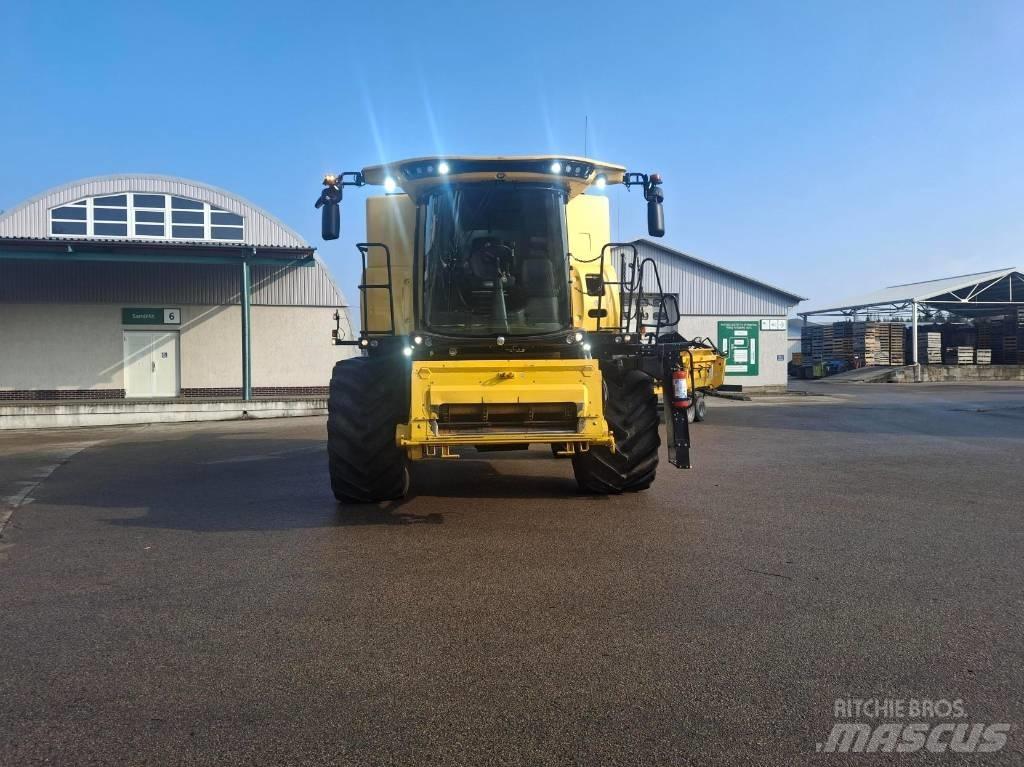 New Holland CX8.70 Kombajni