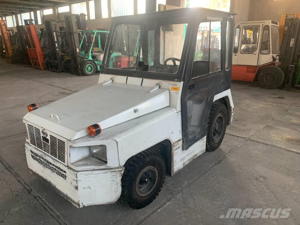 Nissan TD2500 V-2579 Oprema za aerodrome