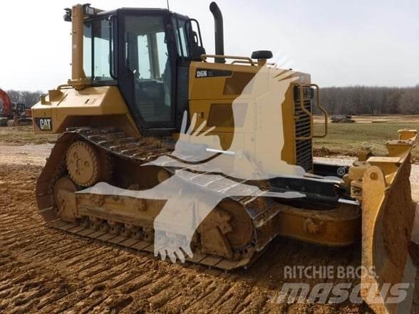 CAT D6N XL Buldožeri guseničari