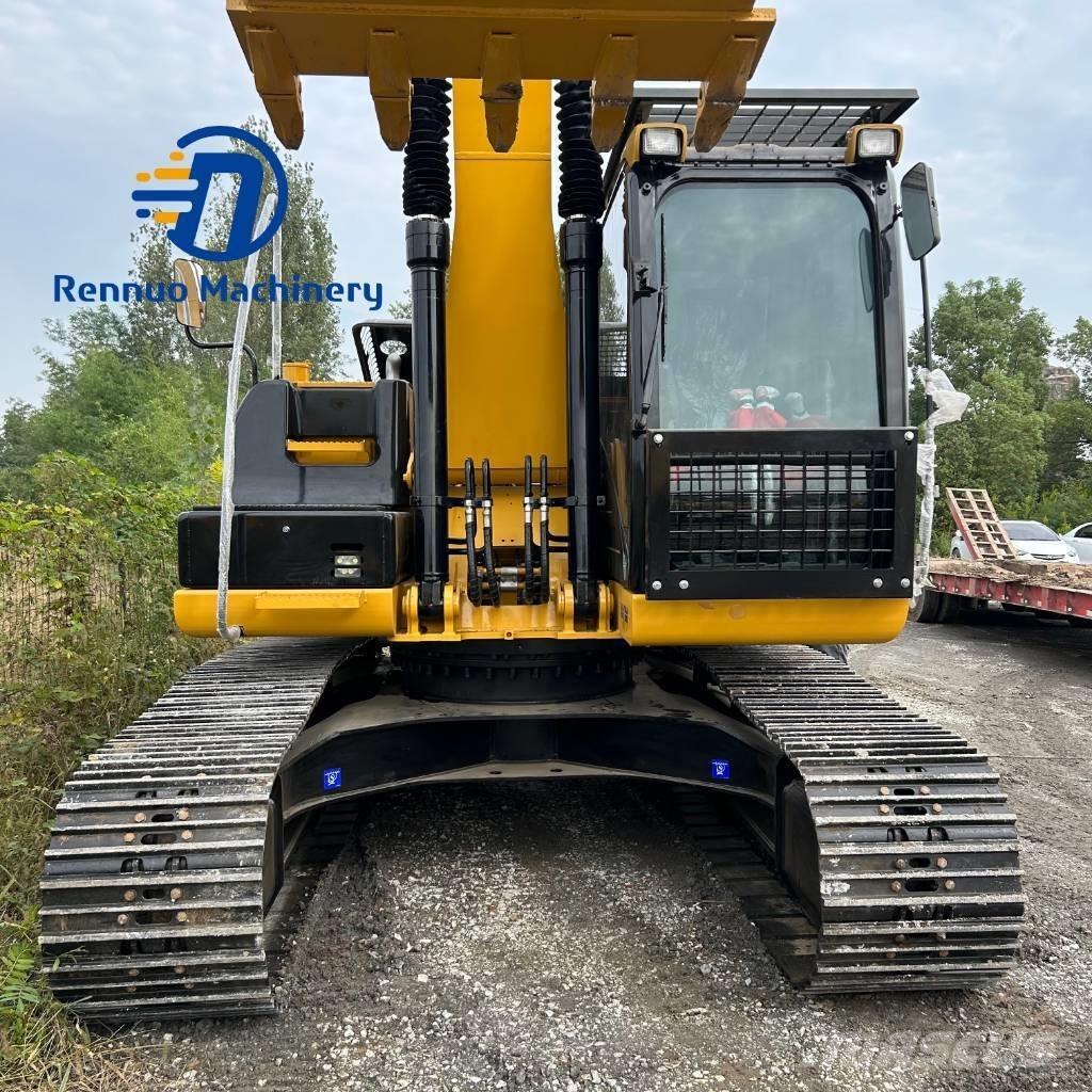 CAT 320D2 Bageri guseničari