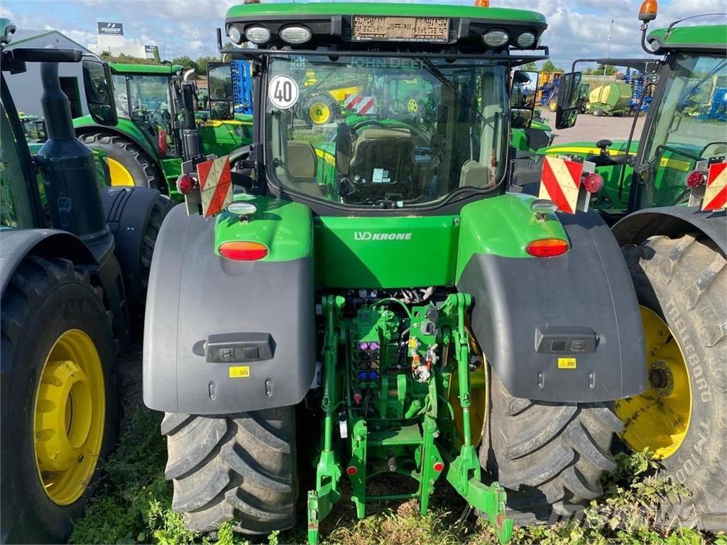 John Deere 8370R Traktori