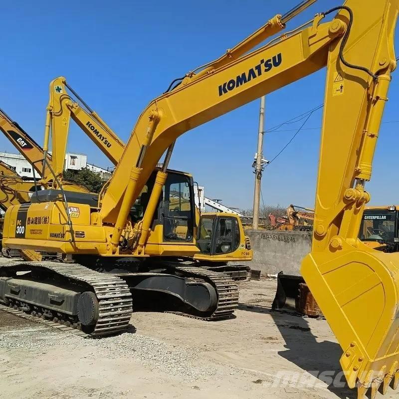 Komatsu PC 300 Bageri guseničari