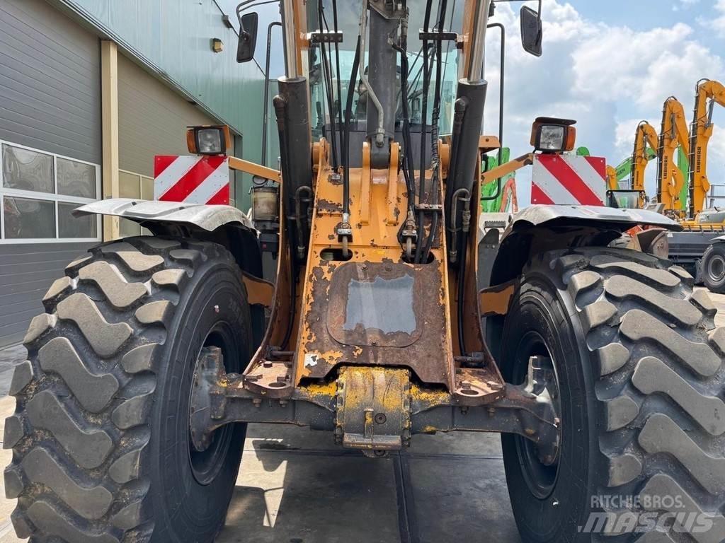 CASE 621F XR Utovarivači na točkove
