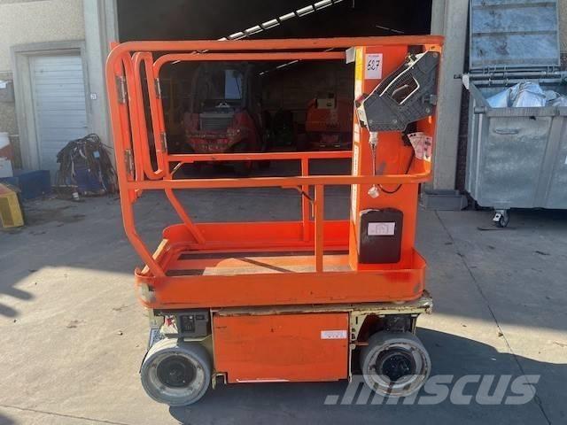 JLG 1230 ES Makazaste platforme