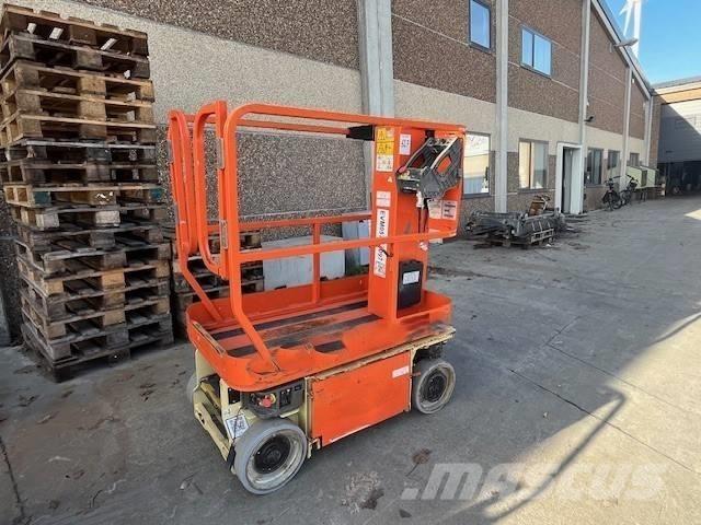 JLG 1230 ES Makazaste platforme