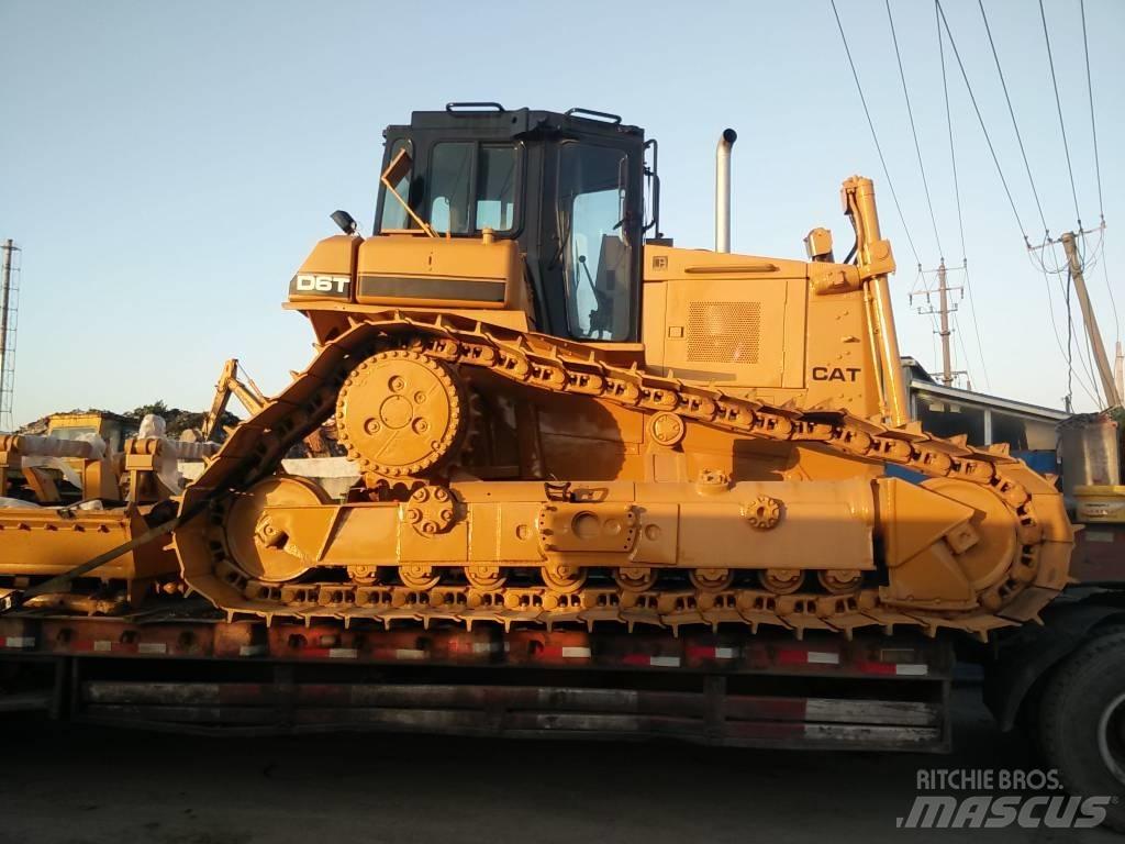 CAT D 6 T LGP Buldožeri guseničari