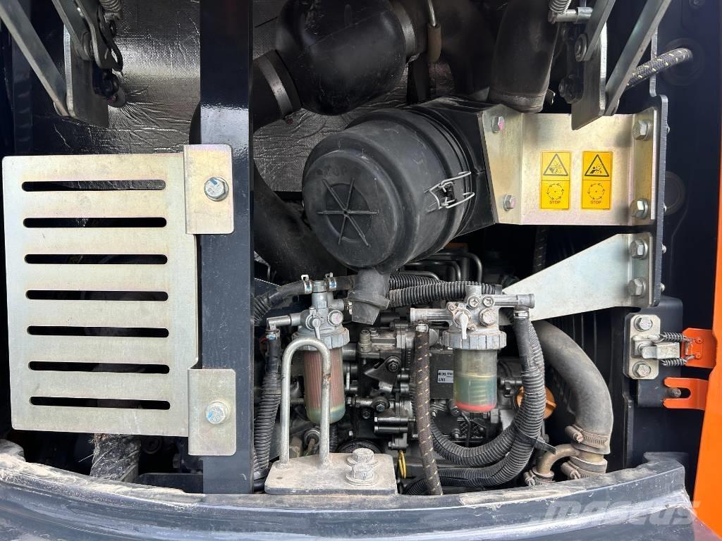 Hitachi ZX 26 U-6 Mini bageri < 7t