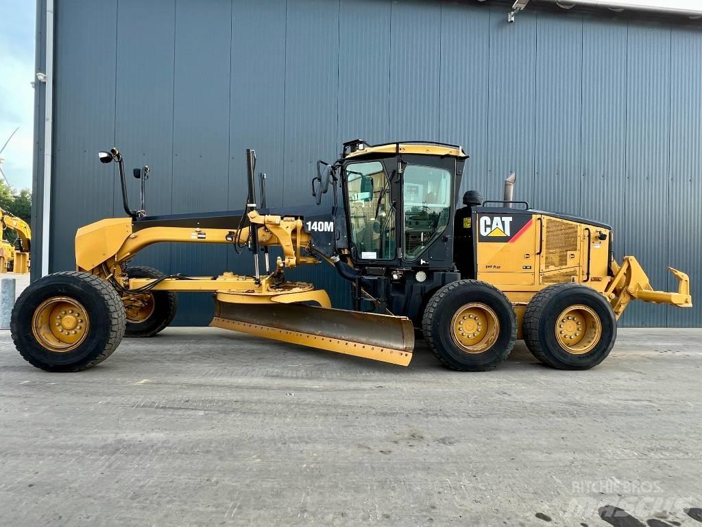 CAT 140M Grejderi