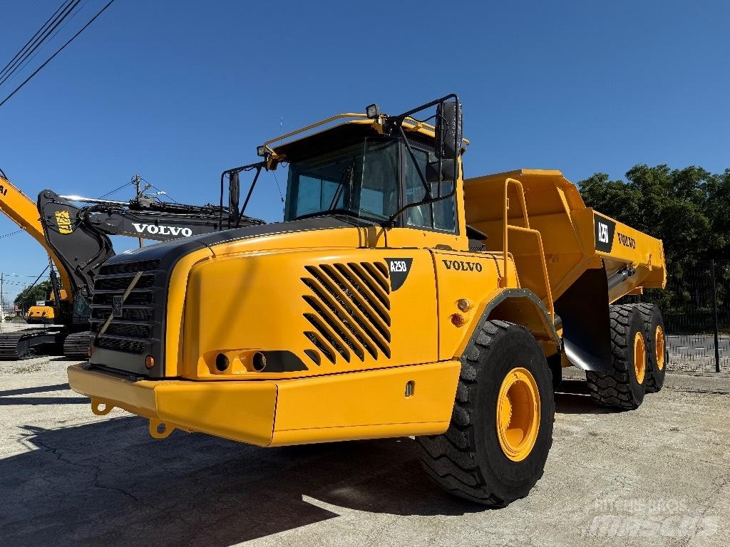 Volvo A25D Zglobni damperi