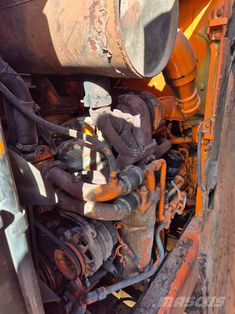 Hitachi FR 130 Utovarivači na točkove