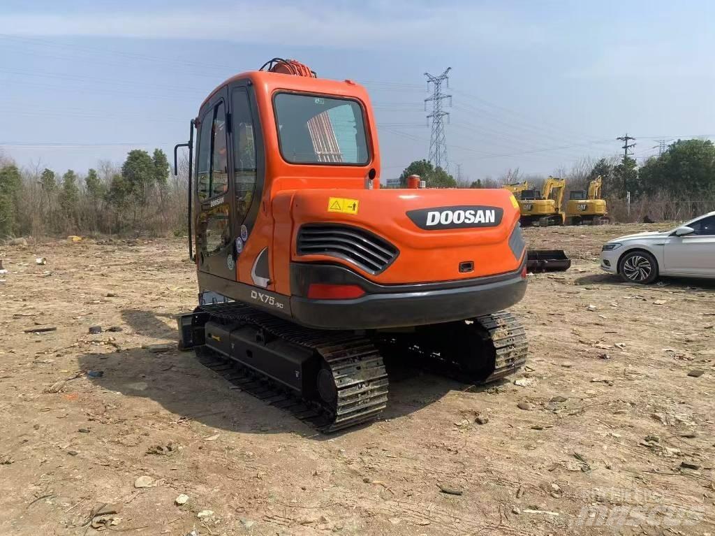 Doosan DX75 Mini bageri < 7t