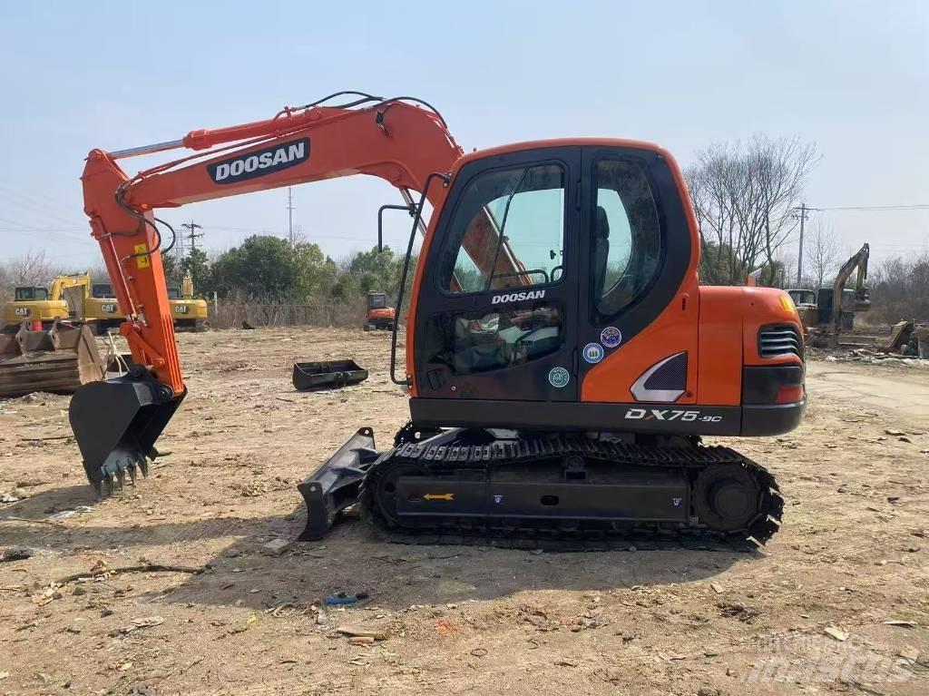 Doosan DX75 Mini bageri < 7t