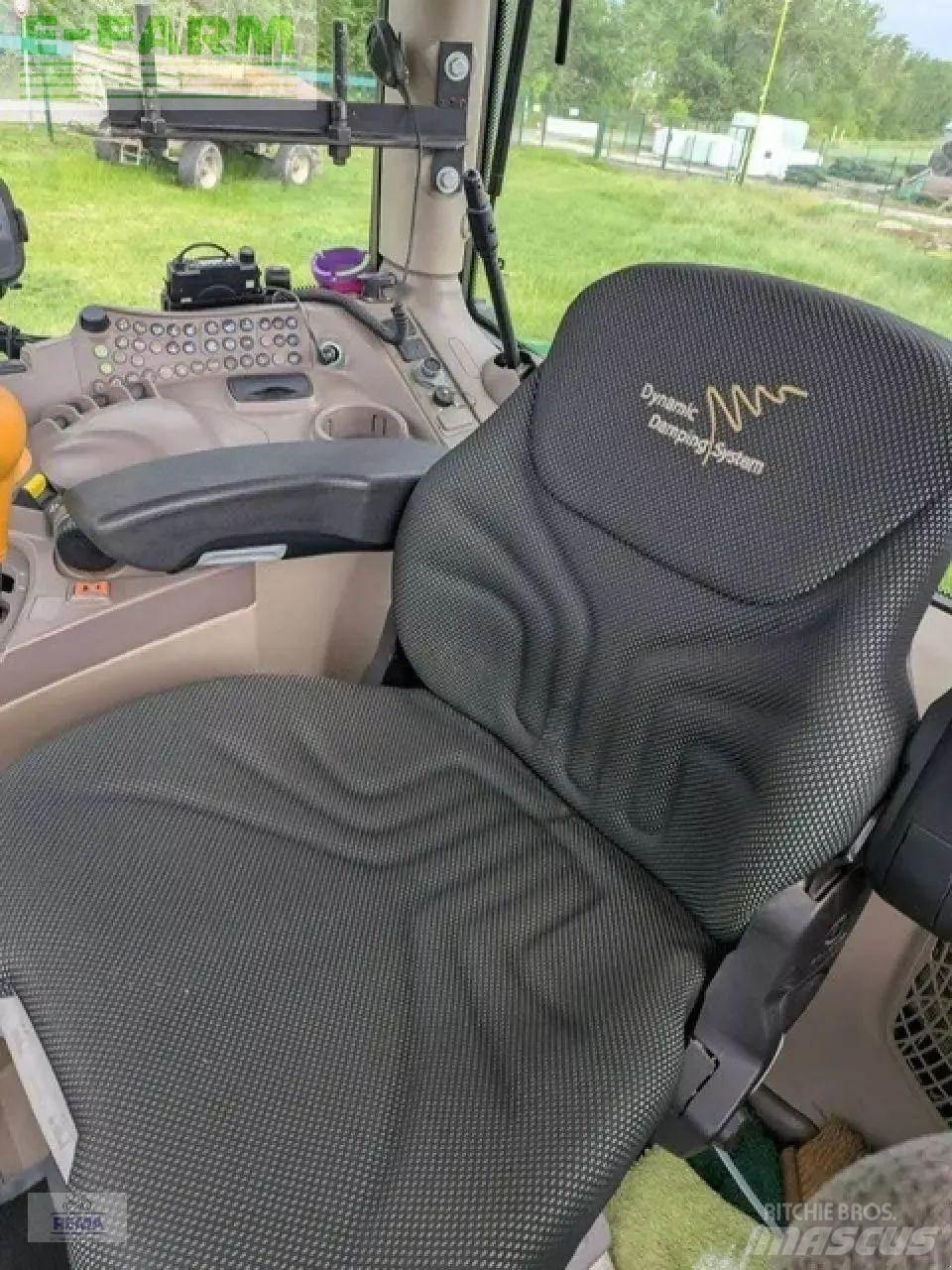 John Deere 6215 r Traktori