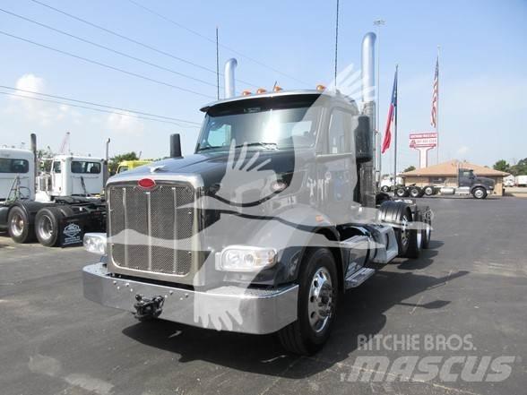 Peterbilt 567 Tegljači