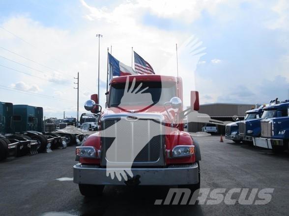 Peterbilt 567 Tegljači