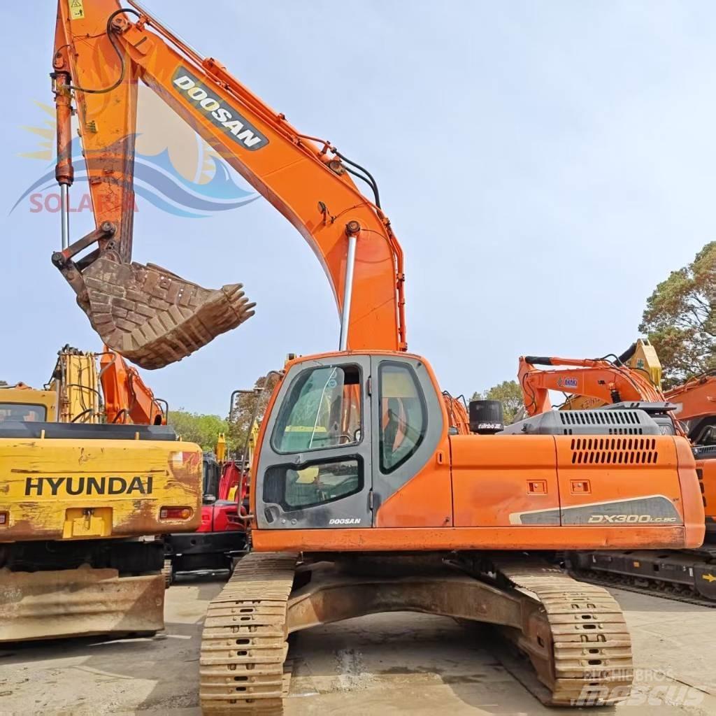 Doosan DX 300 LC Bageri guseničari