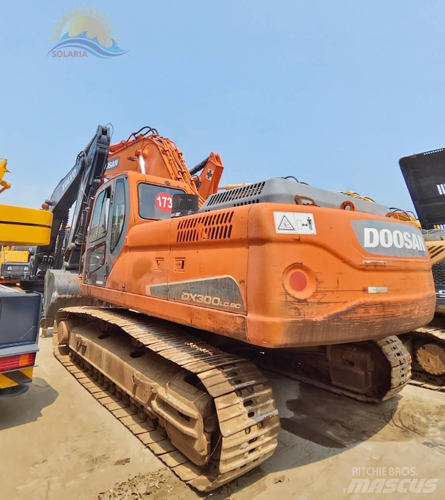 Doosan DX 300 LC Bageri guseničari