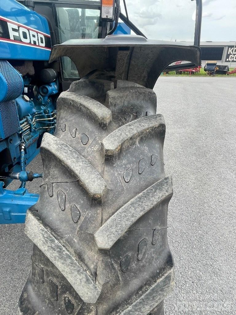 Ford 4830 Traktori