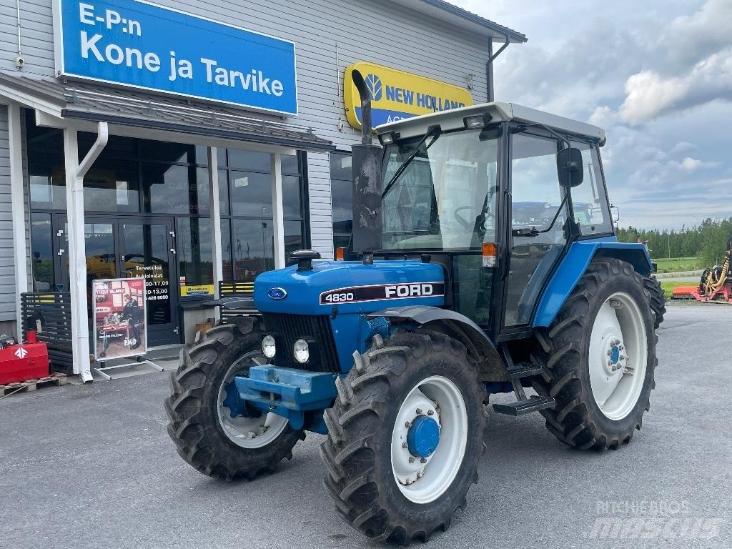 Ford 4830 Traktori