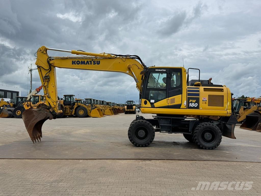 Komatsu PW180-11 Bageri točkaši