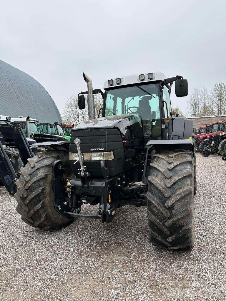 Case IH MX 150 Traktori