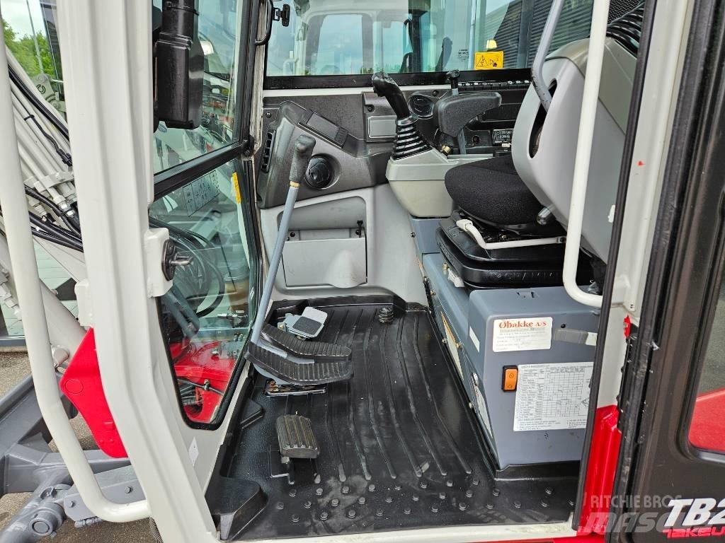 Takeuchi TB 230 Mini bageri < 7t