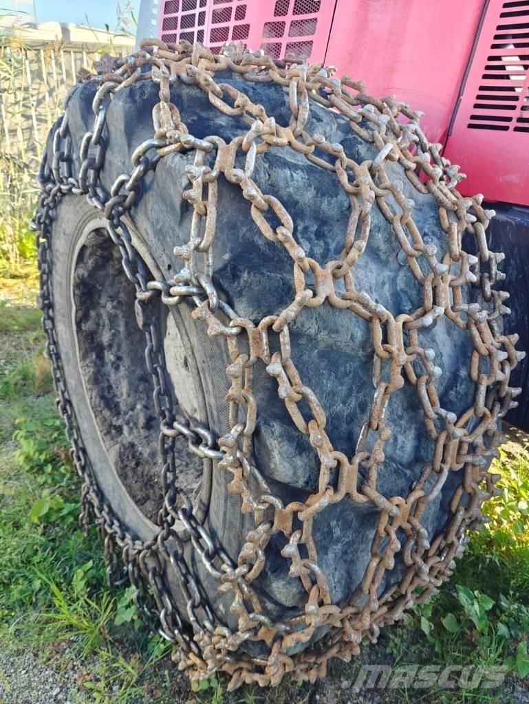 Valmet 911.4 Harversteri