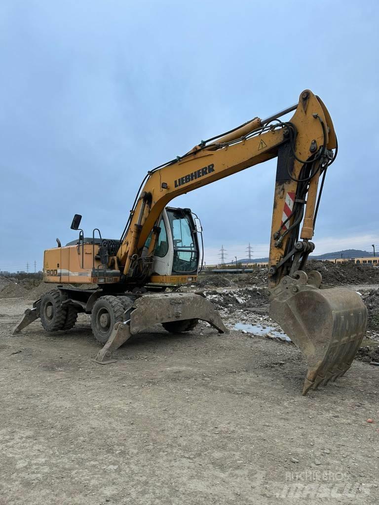 Liebherr A 900 C Bageri točkaši