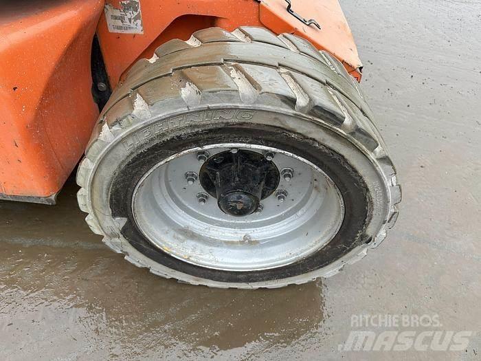 JLG E450AJ Ostali kranovi i platforme
