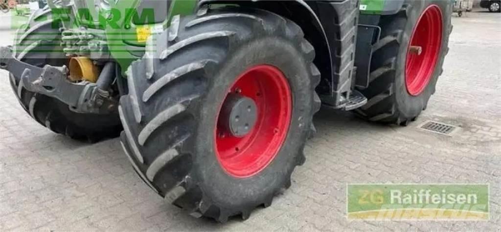 Fendt 724 vario Traktori