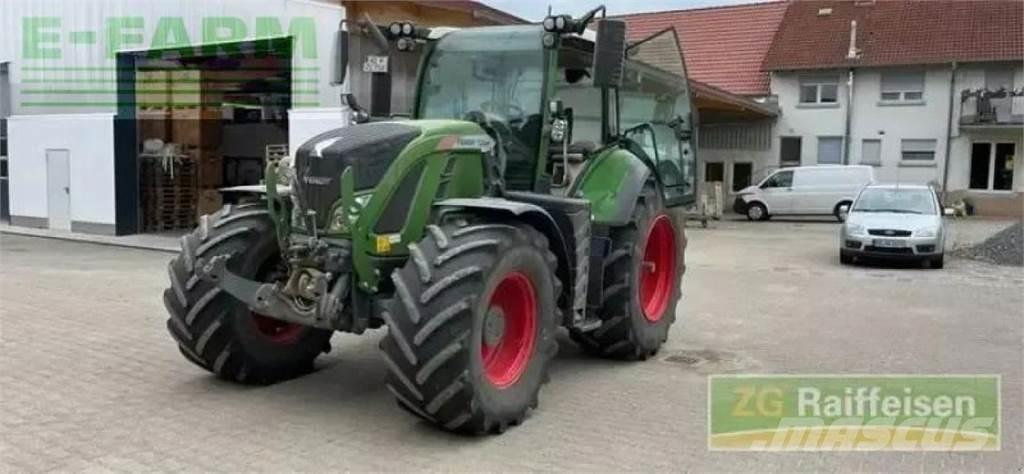 Fendt 724 vario Traktori