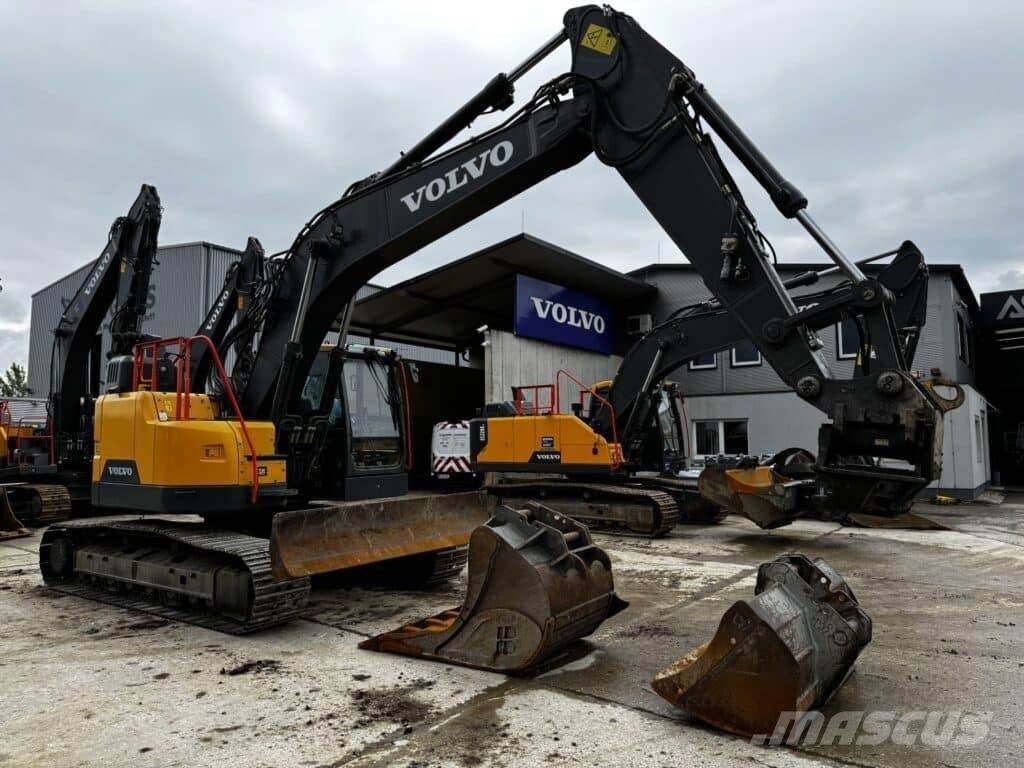 Volvo ECR235EL Bageri guseničari