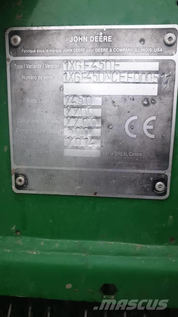 John Deere F 450 Prese/balirke za rolo bale