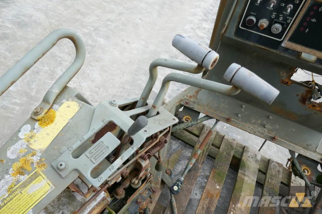 CAT 6T-3309 Kabine i unutrašnjost